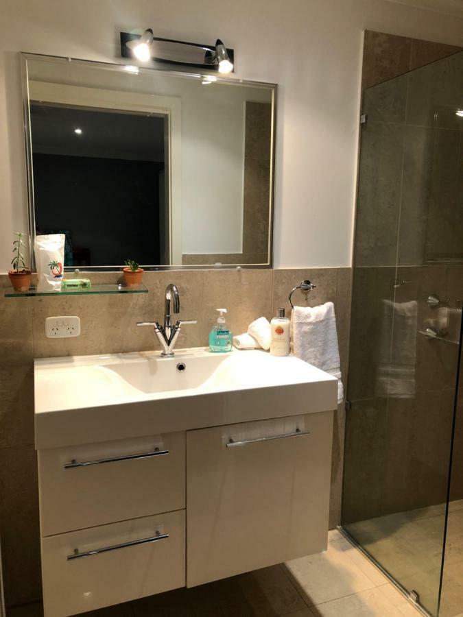 Anchors B&B Порт Макари Екстериор снимка
